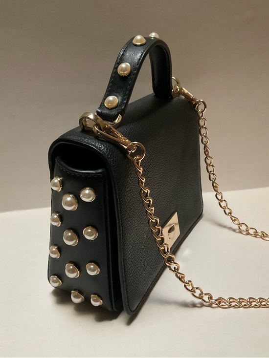 kate spade Handbags - Kate Spade Pearl-Stud Chain Black Crossbody Bag Serrano Place Pearl Maisie MINI